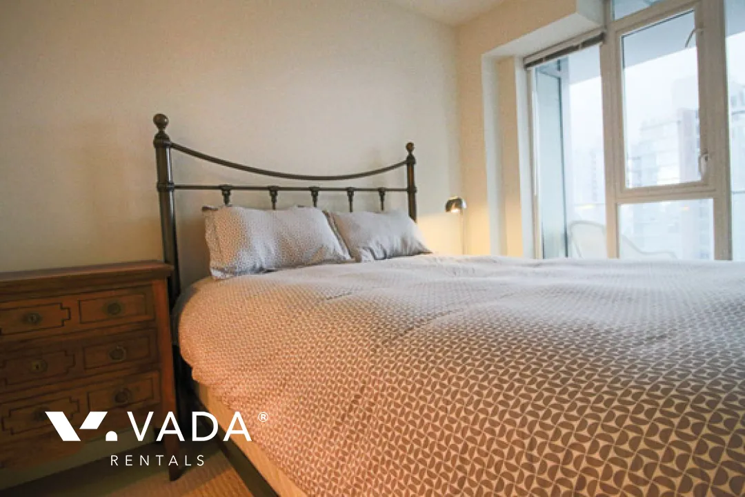 Sapphire in Coal Harbour - Furnished 1 Bedroom Apartment For Rent in Vancouver at 2202 - 1188 West Pender Street, Vancouver, BC