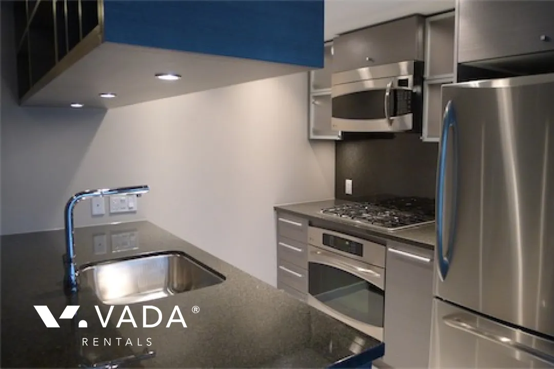 Capitol Residences in Downtown - 1 Bedroom Apartment For Rent in Vancouver at 1310 - 833 Seymour Street, Vancouver, BC