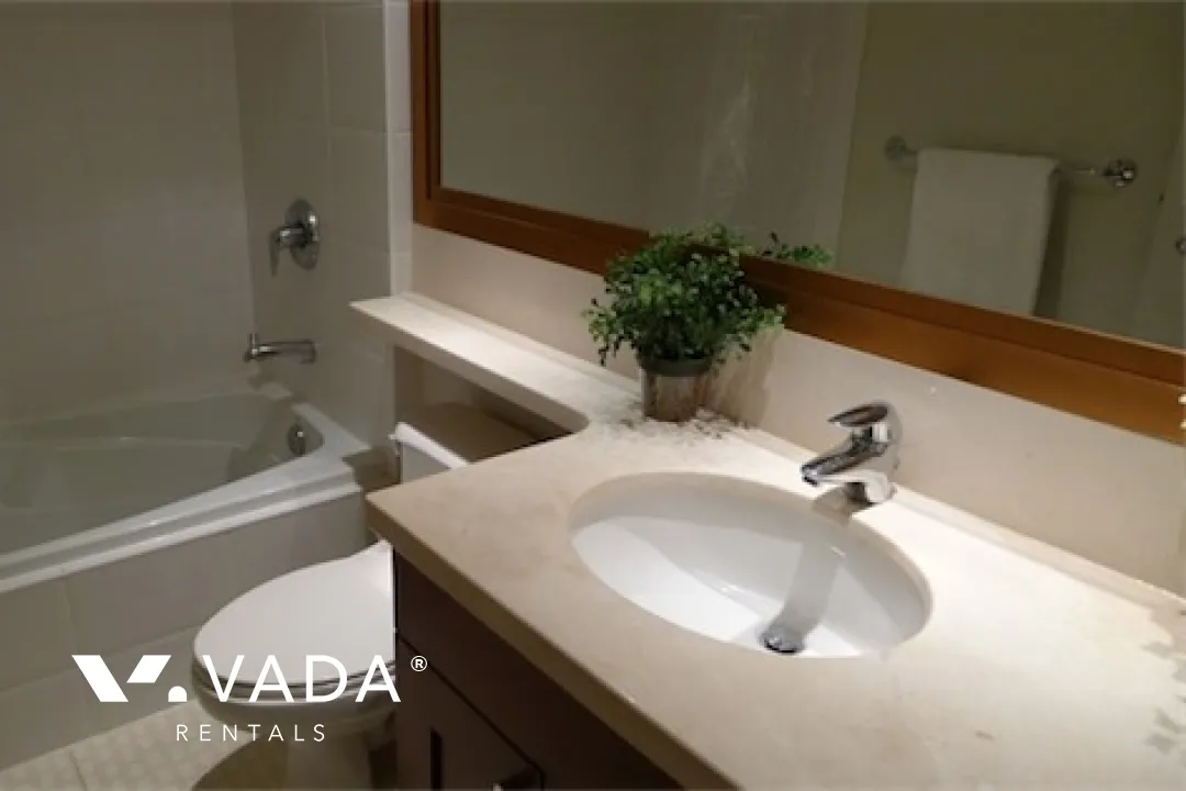 Denia in Coal Harbour - 2 Bedroom Townhouse For Rent in Vancouver at 493 Broughton Street, Vancouver, BC