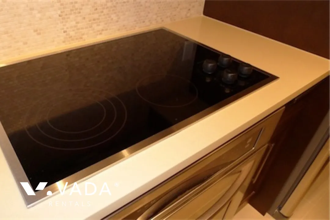 Beasley in Yaletown - 1 Bedroom Apartment For Rent in Vancouver at 808 - 888 Homer Street, Vancouver, BC