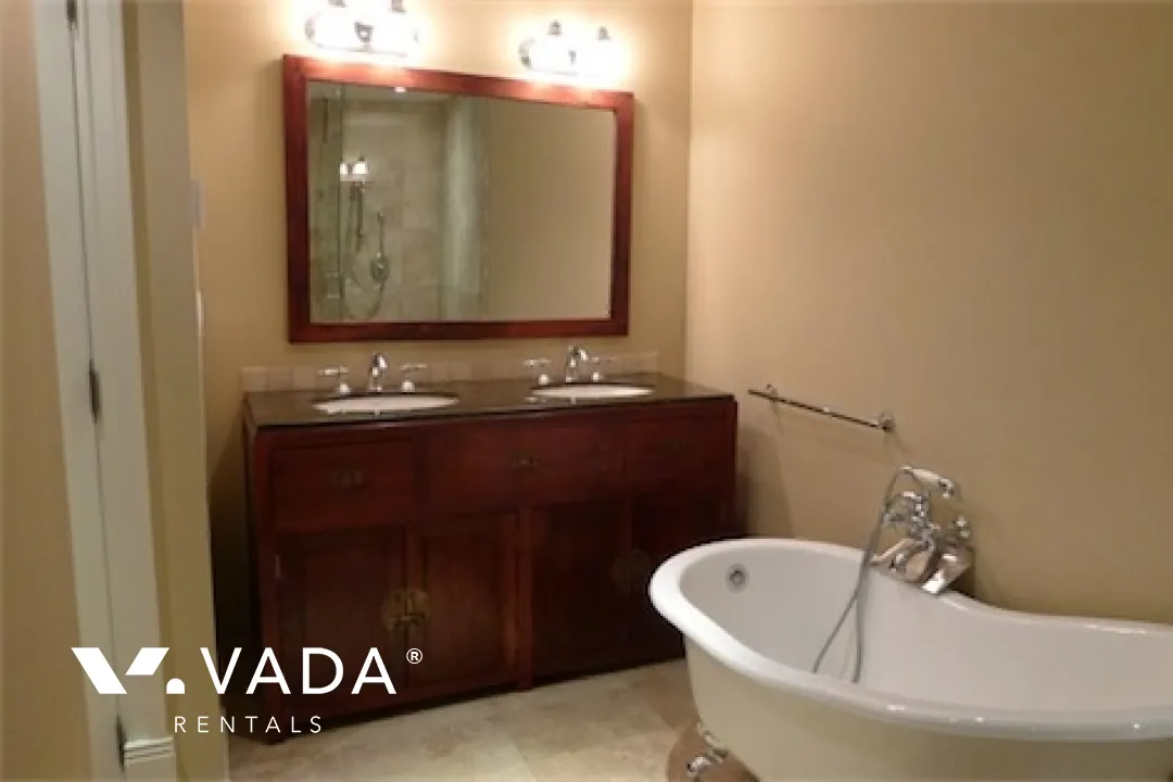 Grace in Yaletown - 1 Bedroom Apartment For Rent in Vancouver at 502 - 1280 Richards Street, Vancouver, BC