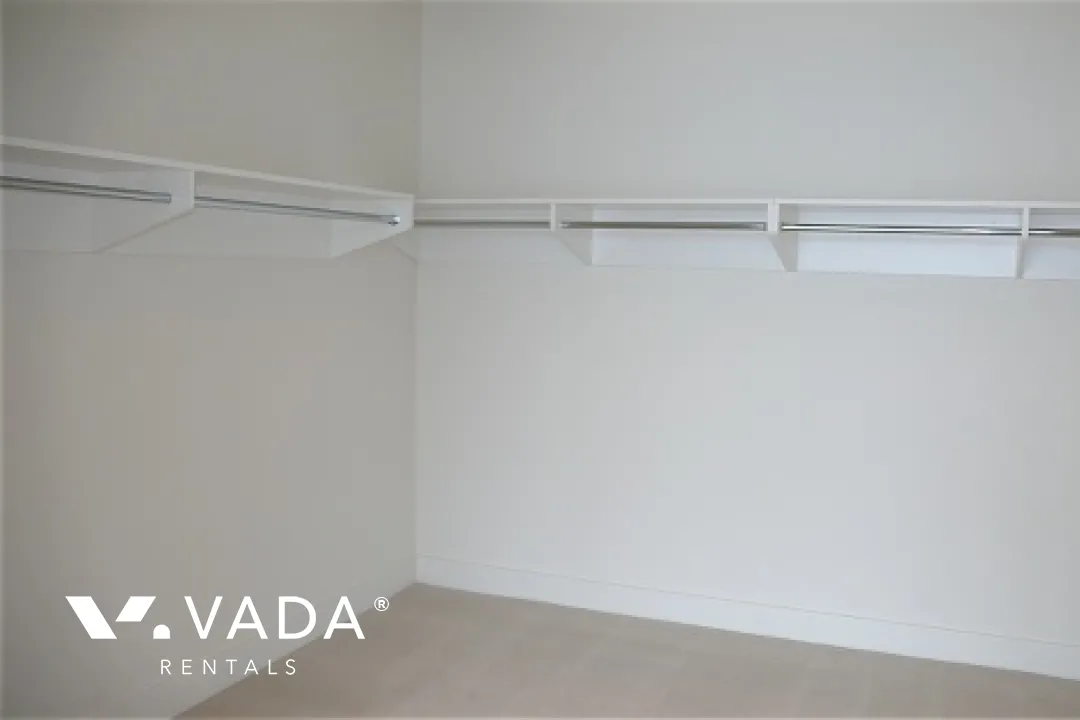 Shangri-La in Downtown - 2 Bedroom Apartment For Rent in Vancouver at 5202 - 1128 West Georgia Street, Vancouver, BC