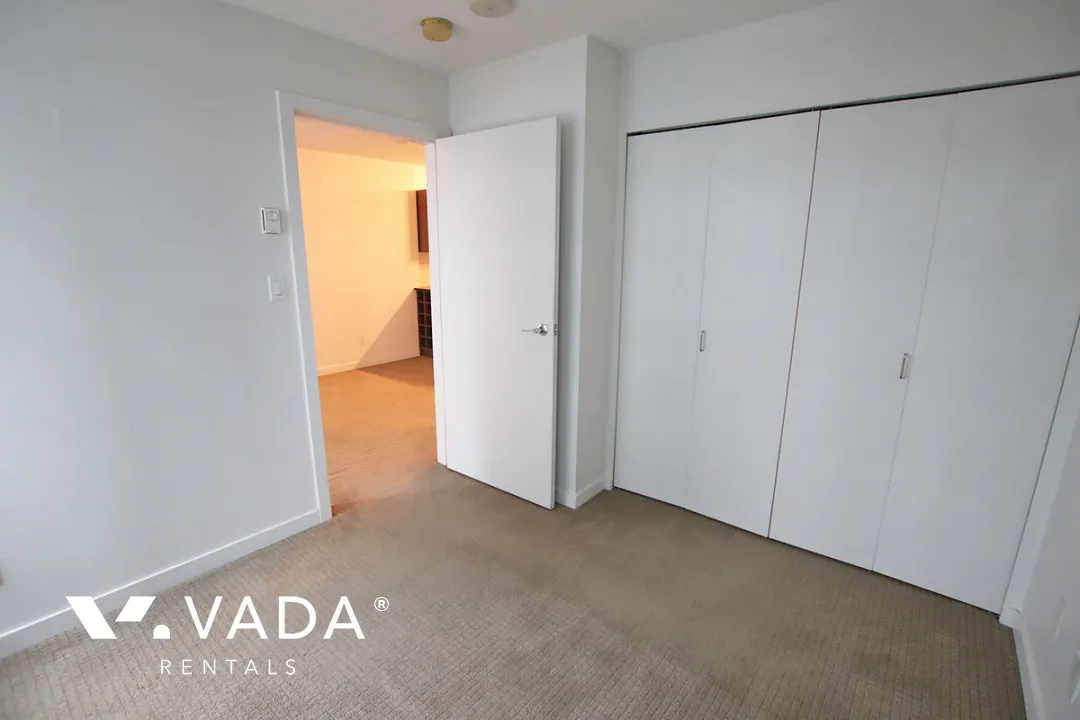 Hudson in Downtown - 1 Bedroom Apartment For Rent in Vancouver at 2506 - 610 Granville Street, Vancouver, BC