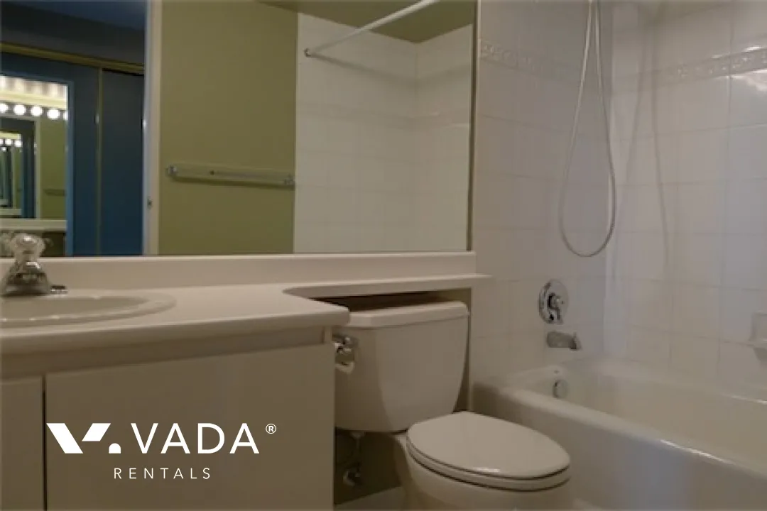 City Crest in Yaletown - 1 Bedroom Apartment For Rent in Vancouver at 806 - 1155 Homer Street, Vancouver, BC