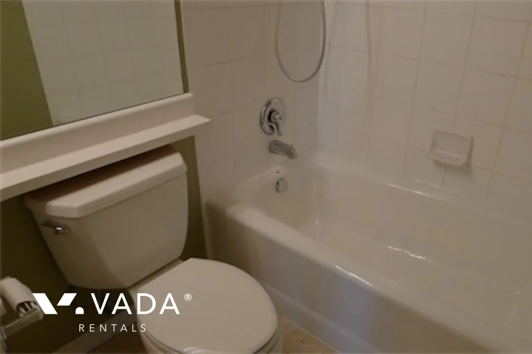 City Crest in Yaletown - 1 Bedroom Apartment For Rent in Vancouver at 806 - 1155 Homer Street, Vancouver, BC