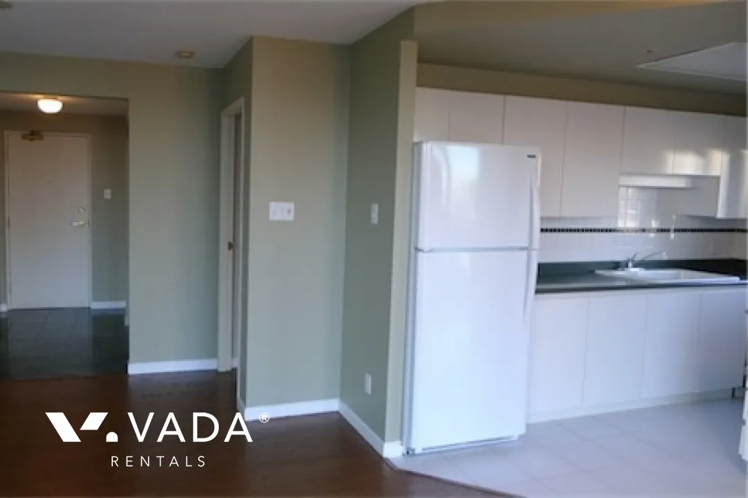 City Crest in Yaletown - 1 Bedroom Apartment For Rent in Vancouver at 806 - 1155 Homer Street, Vancouver, BC