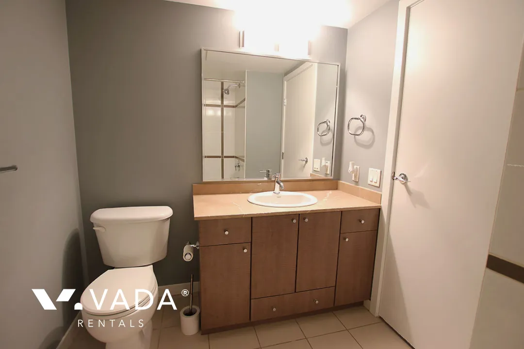 Hudson in Downtown - 1 Bedroom Loft For Rent in Vancouver at 404 - 610 Granville Street, Vancouver, BC