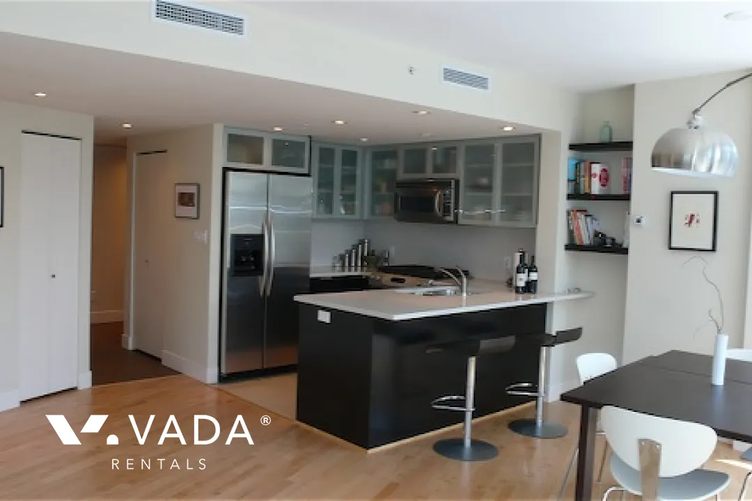 Cielo in Coal Harbour - 1 Bedroom Apartment For Rent in Vancouver at 2105 - 1205 West Hastings Street, Vancouver, BC