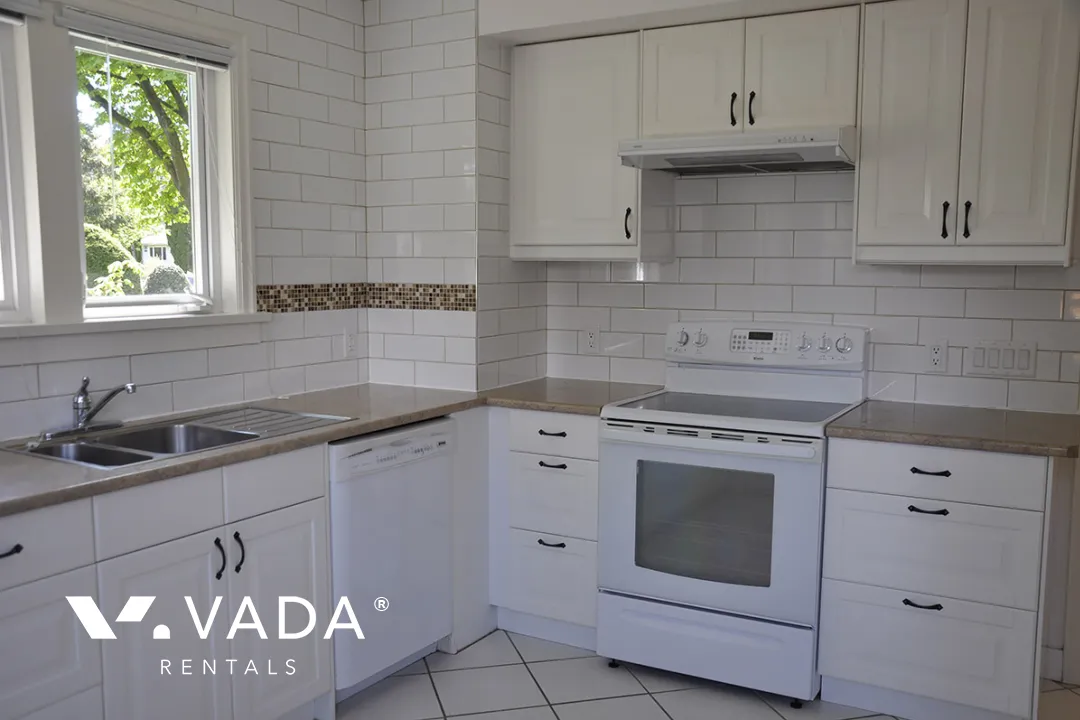 Kitsilano - 3 Bedroom House For Rent in Vancouver at 2990 Waterloo Street, Vancouver, BC