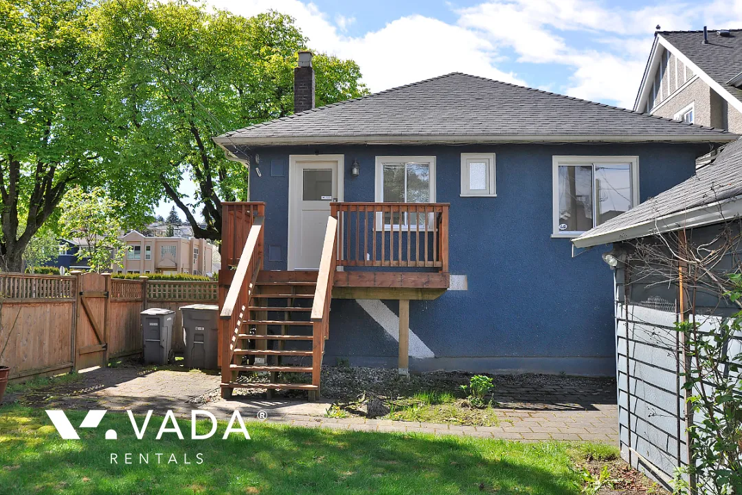 Kitsilano - 3 Bedroom House For Rent in Vancouver at 2990 Waterloo Street, Vancouver, BC
