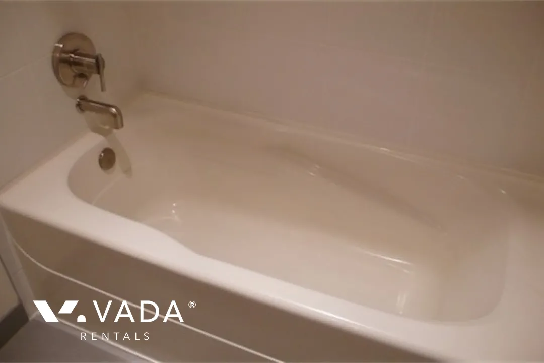 Montreux in Mount Pleasant West - 1 Bedroom Apartment For Rent in Vancouver at 409 - 2055 Yukon Street, Vancouver, BC