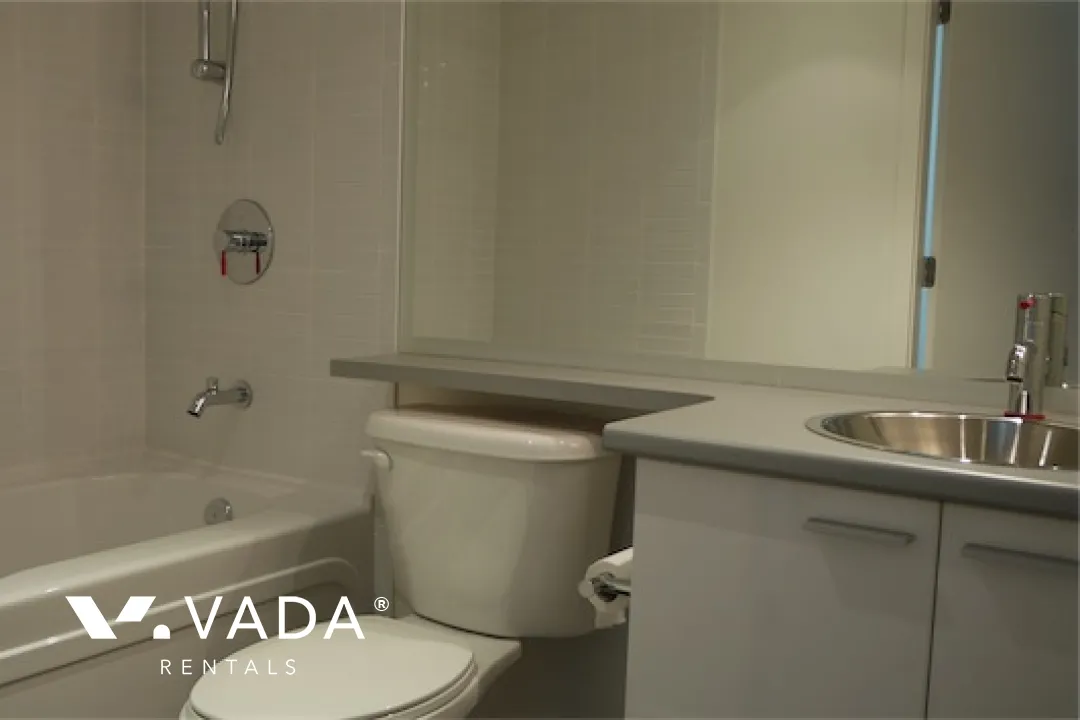 Spectrum in Downtown - 2 Bedroom Apartment For Rent in Vancouver at 902 - 131 Regiment Square, Vancouver, BC