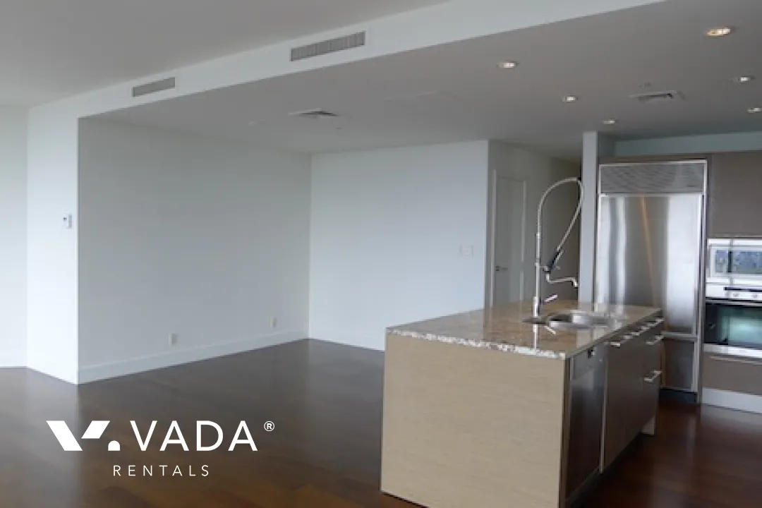 Shangri-La in Downtown - 2 Bedroom Apartment For Rent in Vancouver at 4006 - 1111 Alberni Street, Vancouver, BC