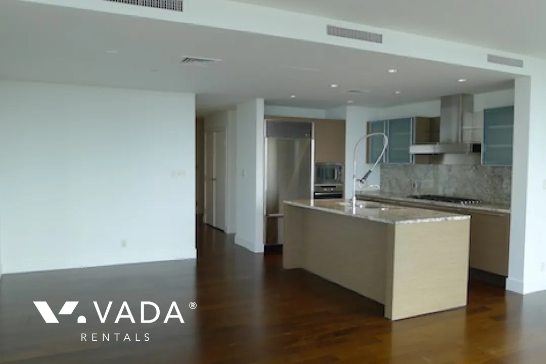 Shangri-La in Downtown - 2 Bedroom Apartment For Rent in Vancouver at 4006 - 1111 Alberni Street, Vancouver, BC