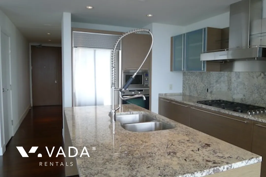 Shangri-La in Downtown - 2 Bedroom Apartment For Rent in Vancouver at 4006 - 1111 Alberni Street, Vancouver, BC