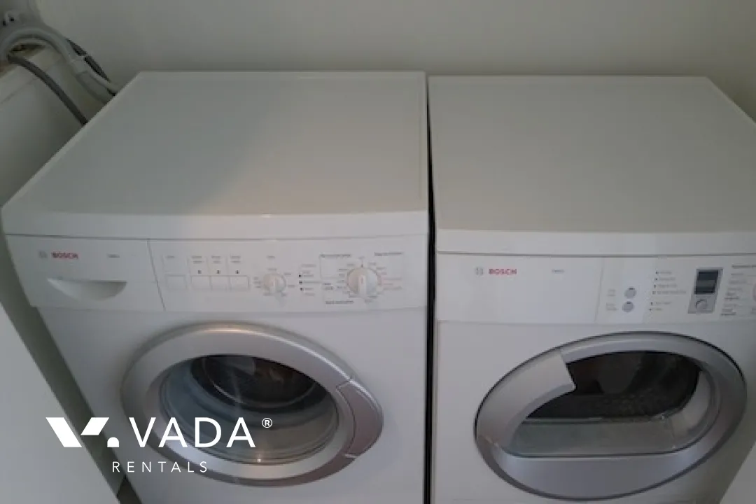 Shangri-La in Downtown - 2 Bedroom Apartment For Rent in Vancouver at 4006 - 1111 Alberni Street, Vancouver, BC