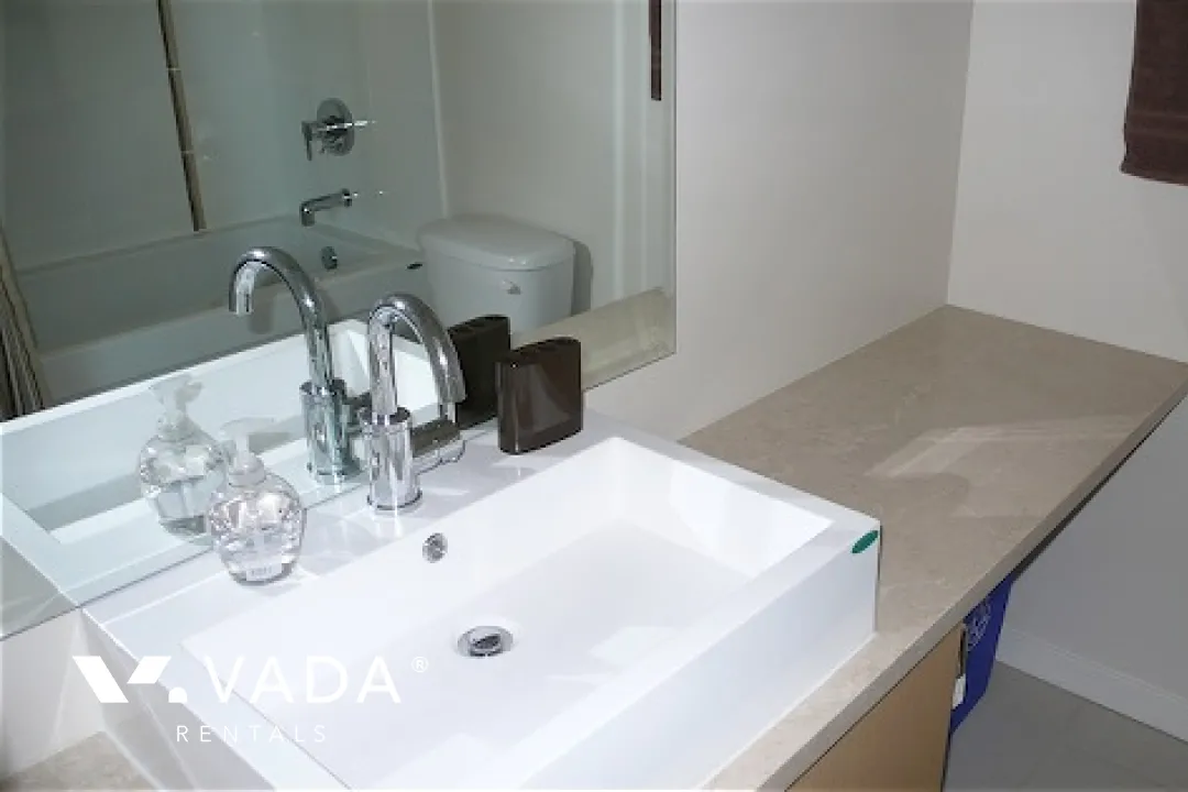 The Zone in Fairview - 1 Bedroom Apartment For Rent in Vancouver at 1007 - 1068 West Broadway, Vancouver, BC