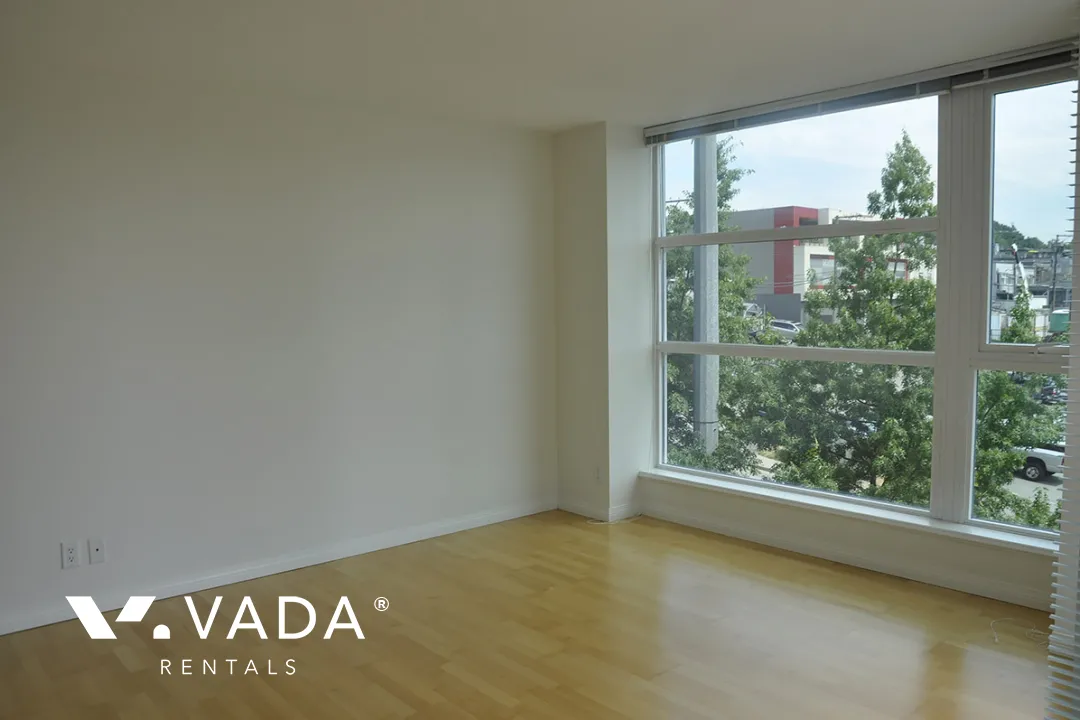 Esplanade at The Pier in Lower Lonsdale - 4 Bedroom Townhouse For Rent in North Vancouver at 9 - 188 East Esplanade, North Vancouver, BC