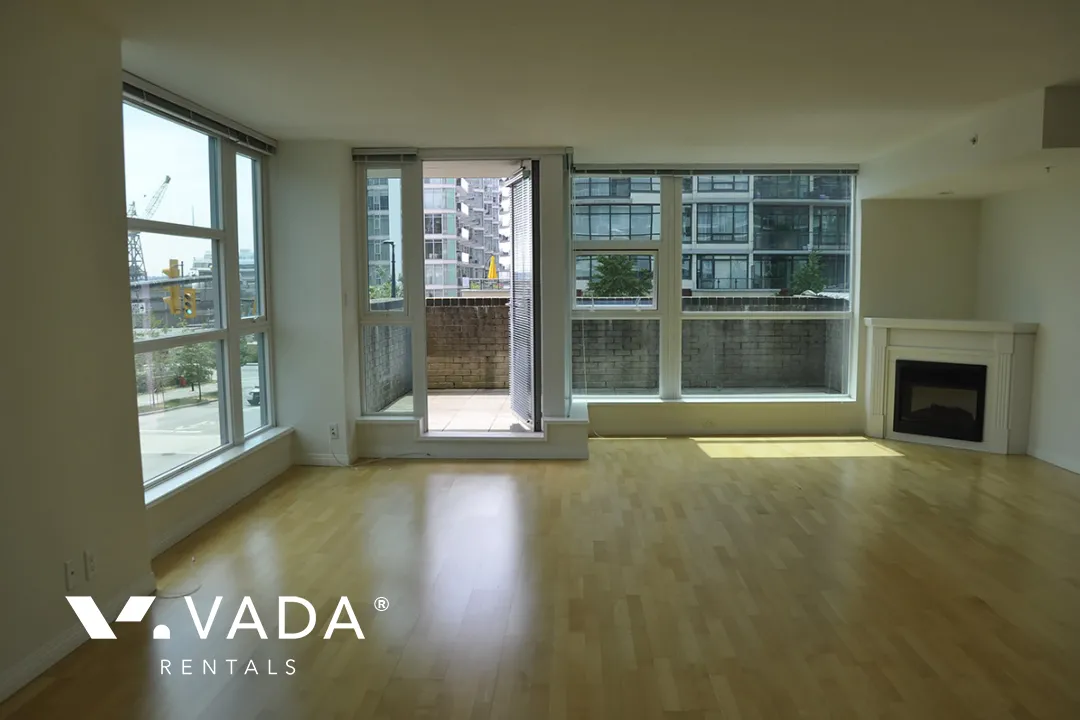 Esplanade at The Pier in Lower Lonsdale - 4 Bedroom Townhouse For Rent in North Vancouver at 9 - 188 East Esplanade, North Vancouver, BC