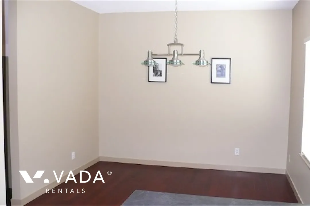 Francisco Lane in South Slope - 3 Bedroom Townhouse For Rent in Burnaby at 73 - 6700 Rumble Street, Burnaby, BC