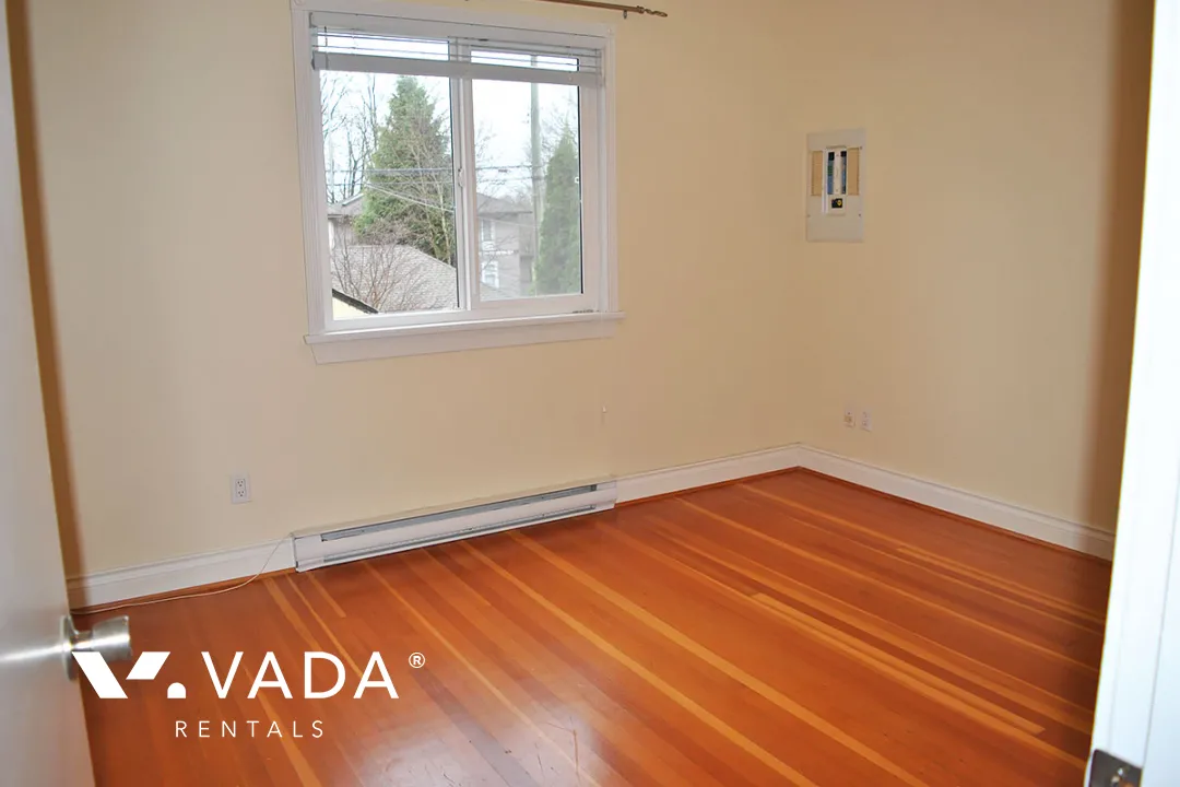 South Cambie - 2 Bedroom House (Upper Level) For Rent in Vancouver at 905 West 23rd Avenue, Vancouver, BC