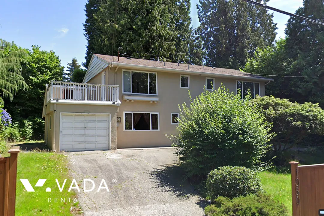 Ambleside - 5 Bedroom House For Rent in West Vancouver at 1050 - 21st Street, West Vancouver, BC
