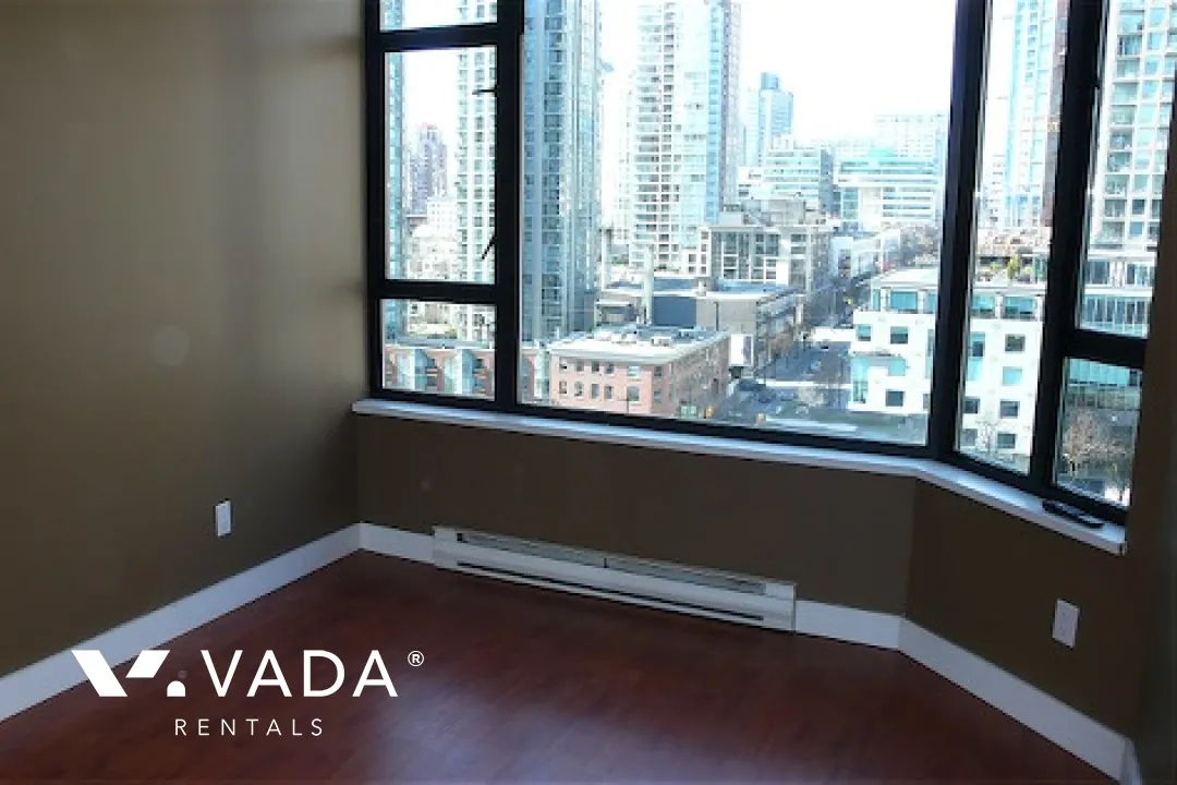 Rosedale Gardens in Downtown - 1 Bedroom Apartment For Rent in Vancouver at 1104 - 888 Hamilton Street, Vancouver, BC