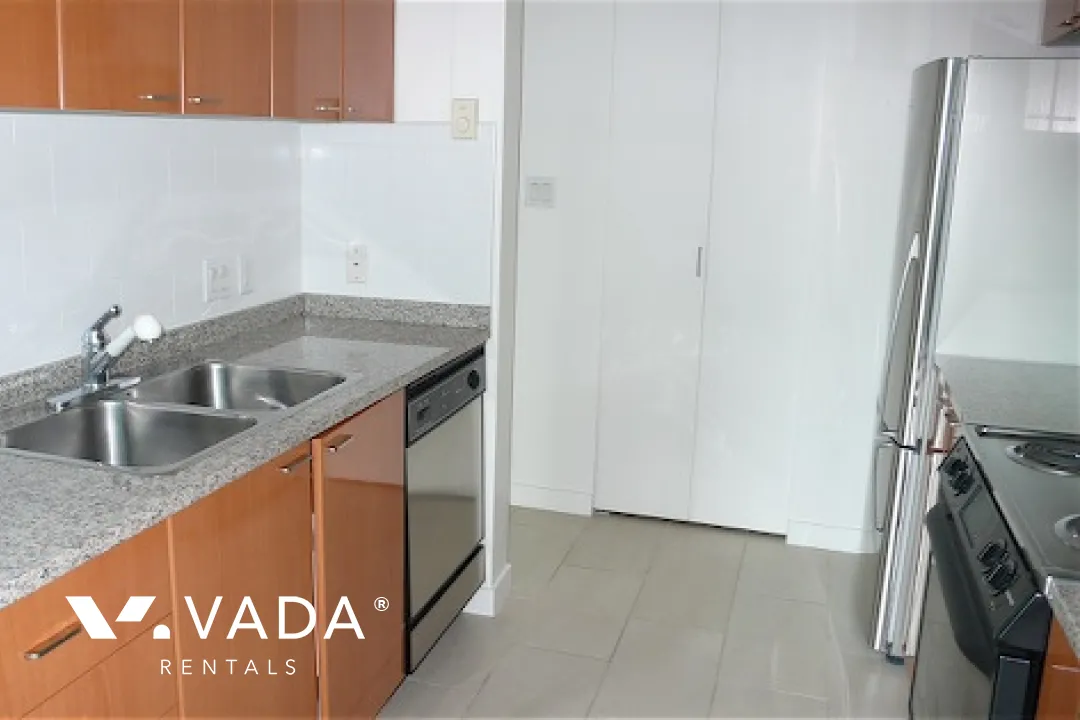 Residences on Georgia in Downtown - 2 Bedroom Apartment For Rent in Vancouver at 1702 - 1200 West Georgia Street, Vancouver, BC