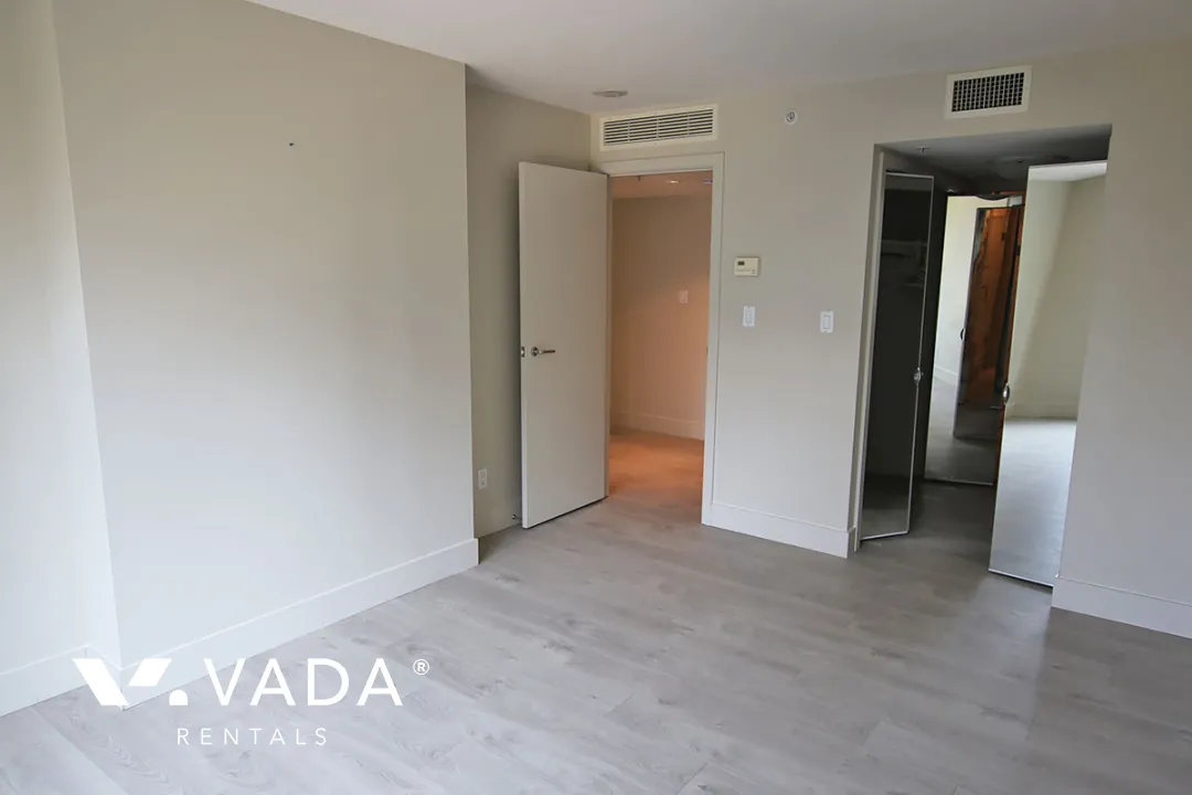 Denia in Coal Harbour - 2 Bedroom Apartment For Rent in Vancouver at 905 - 499 Broughton Street, Vancouver, BC