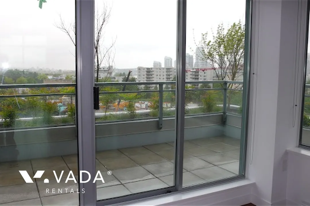 Loft 495 in Mount Pleasant West - 0 Bedroom Live Work Loft For Rent in Vancouver at 604 - 495 West 6th Avenue, Vancouver, BC