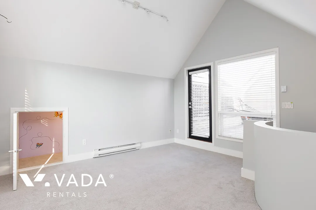 Kitsilano - 2 Bedroom Duplex For Rent in Vancouver at 2023 Whyte Avenue, Vancouver, BC