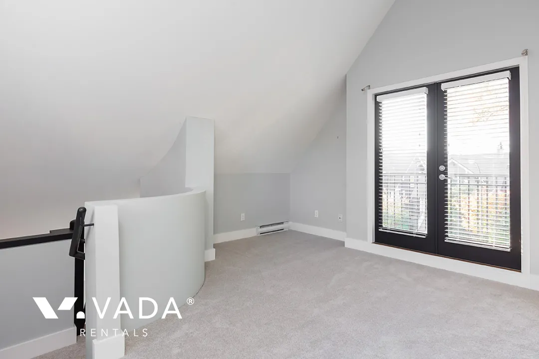 Kitsilano - 2 Bedroom Duplex For Rent in Vancouver at 2023 Whyte Avenue, Vancouver, BC