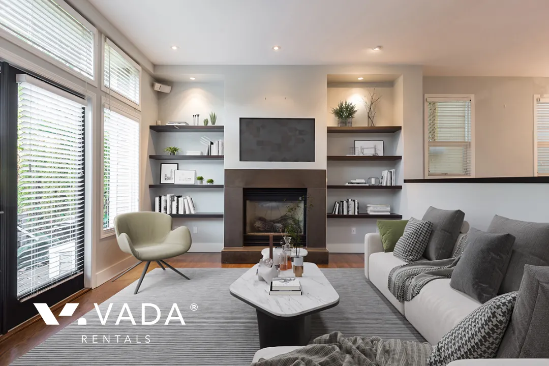 Kitsilano - 2 Bedroom Duplex For Rent in Vancouver at 2023 Whyte Avenue, Vancouver, BC