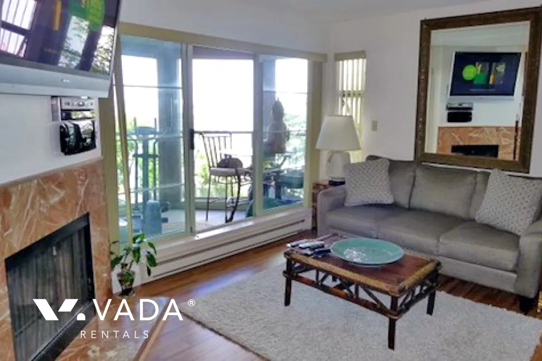 La Galleria in Fairview - 1 Bedroom Apartment For Rent in Vancouver at 204 - 1082 West 8th Avenue, Vancouver, BC