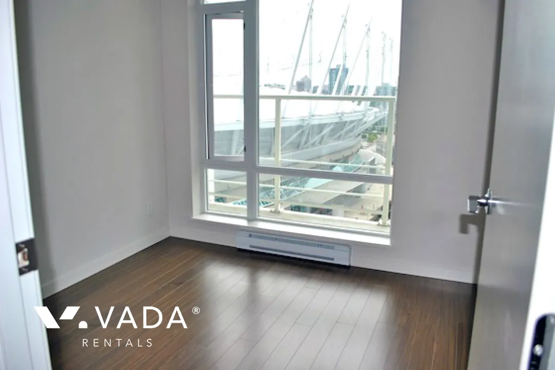 Cosmo in Downtown - 1 Bedroom Apartment For Rent in Vancouver at 1907 - 161 West Georgia Street, Vancouver, BC
