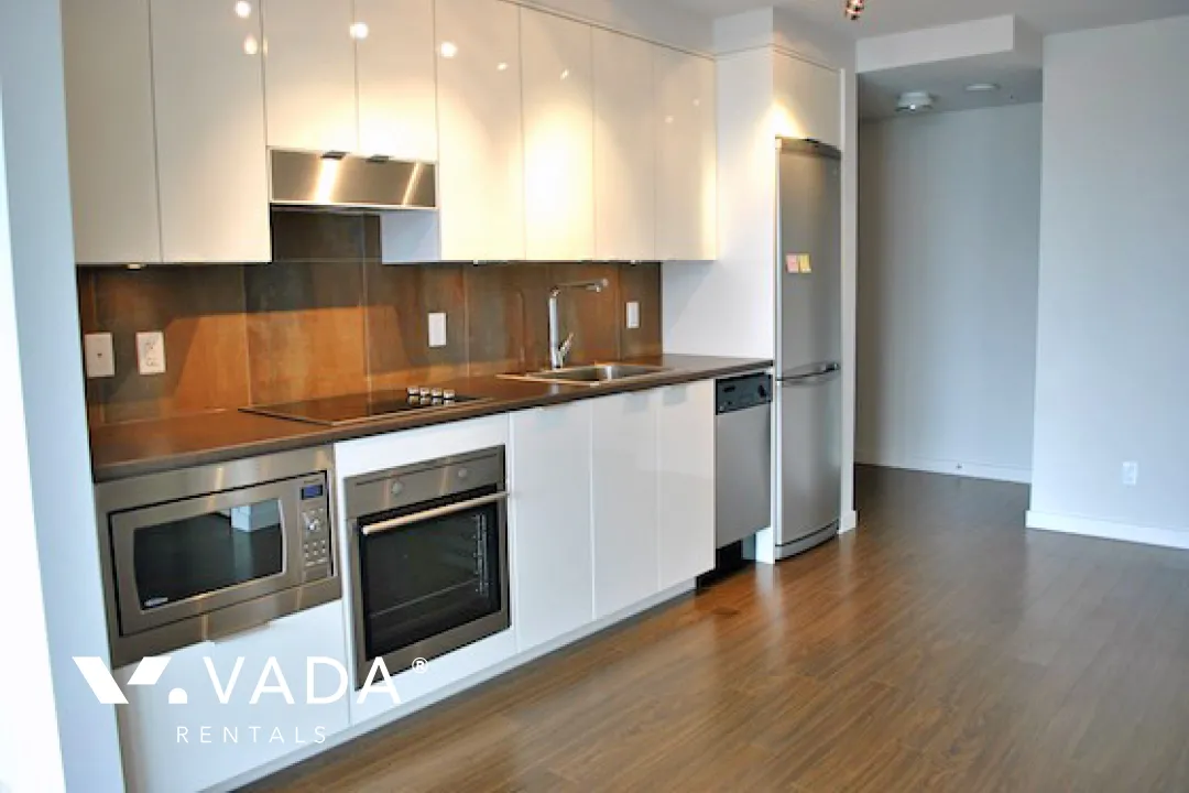 Cosmo in Downtown - 1 Bedroom Apartment For Rent in Vancouver at 1907 - 161 West Georgia Street, Vancouver, BC