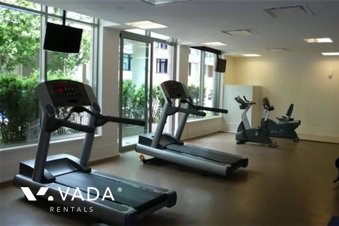 Donovan in Yaletown - 1 Bedroom Apartment For Rent in Vancouver at 805 - 1055 Richards Street, Vancouver, BC