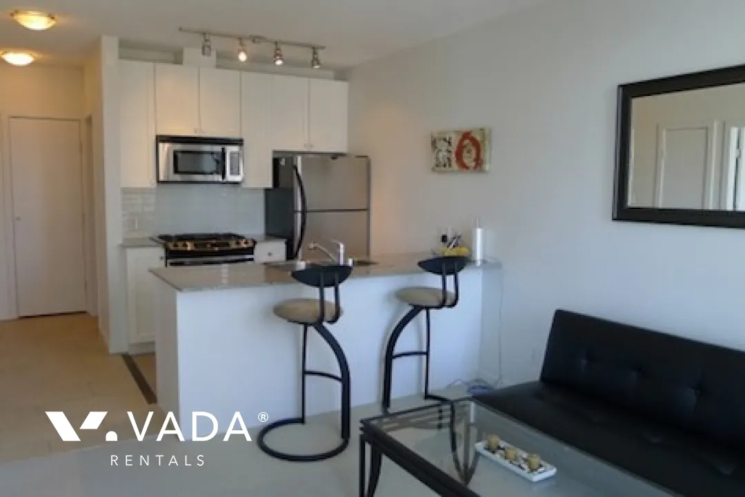 R&amp;R Robson &amp; Richards in Downtown - 1 Bedroom Apartment For Rent in Vancouver at 1504 - 480 Robson Street, Vancouver, BC