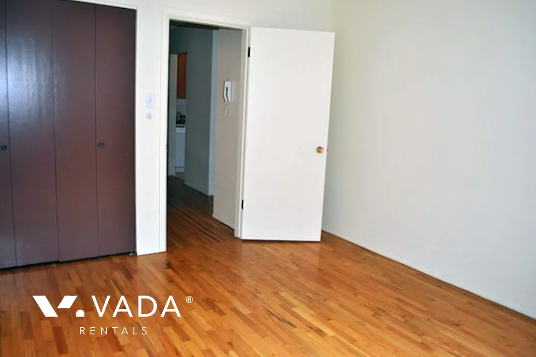 3962 Pender in Burnaby Heights - 1 Bedroom Apartment For Rent in Burnaby at 104 - 3962 Pender Street, Burnaby, BC