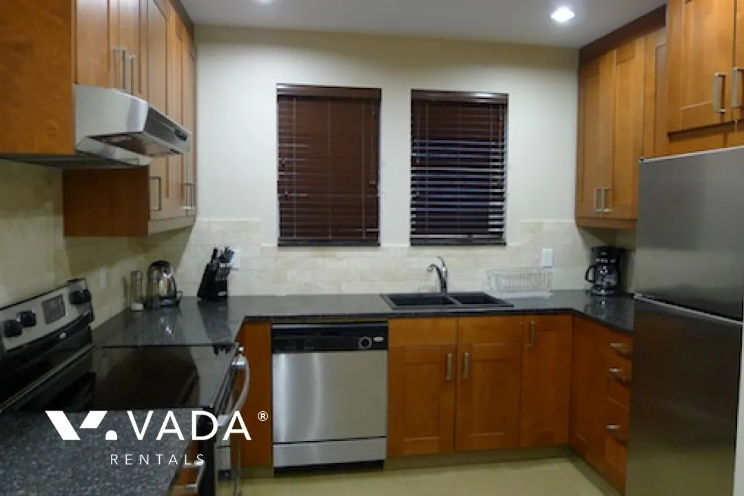 Villa Serena in Mount Pleasant West - 2 Bedroom Apartment For Rent in Vancouver at 4 - 25 West 12th Avenue, Vancouver, BC