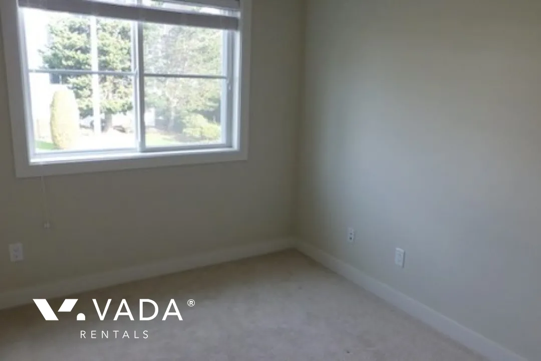 Sonatina Residence in Brighouse - 3 Bedroom Townhouse For Rent in Richmond at 24 - 7288 Blundell Road, Richmond, BC
