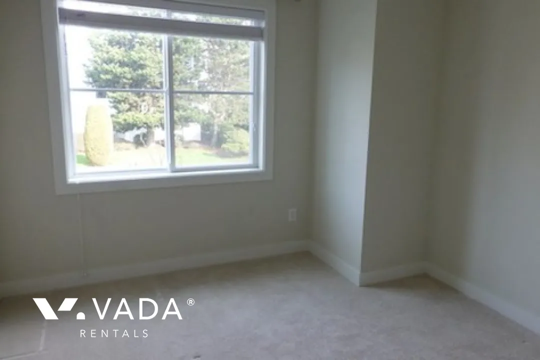 Sonatina Residence in Brighouse - 3 Bedroom Townhouse For Rent in Richmond at 24 - 7288 Blundell Road, Richmond, BC