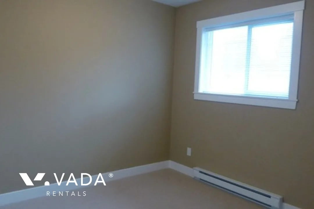Kingsgate Gardens in Edmonds - 2 Bedroom Townhouse For Rent in Burnaby at 32 - 7428 14th Avenue, Burnaby, BC