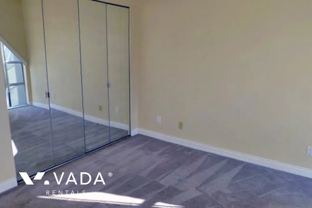 Newport Mews in Kitsilano - 1 Bedroom Apartment For Rent in Vancouver at 14 - 1870 Yew Street, Vancouver, BC