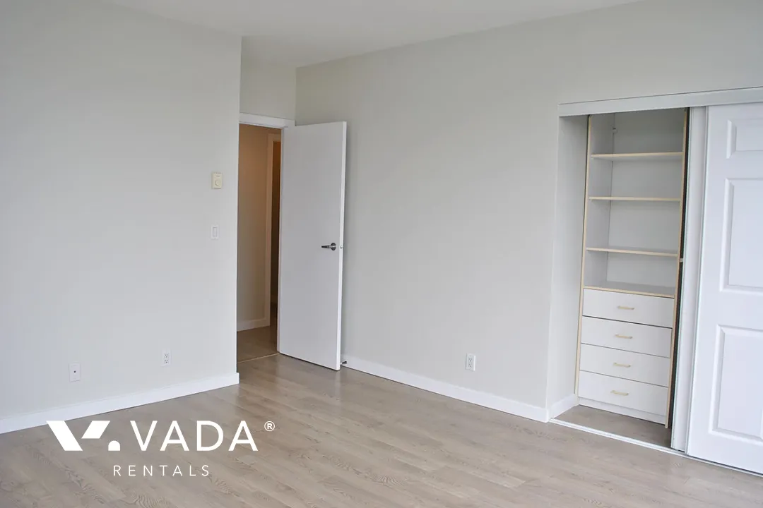 Cambridge Gardens in Fairview - 3 Bedroom Penthouse For Rent in Vancouver at 1902 - 2668 Ash Street, Vancouver, BC