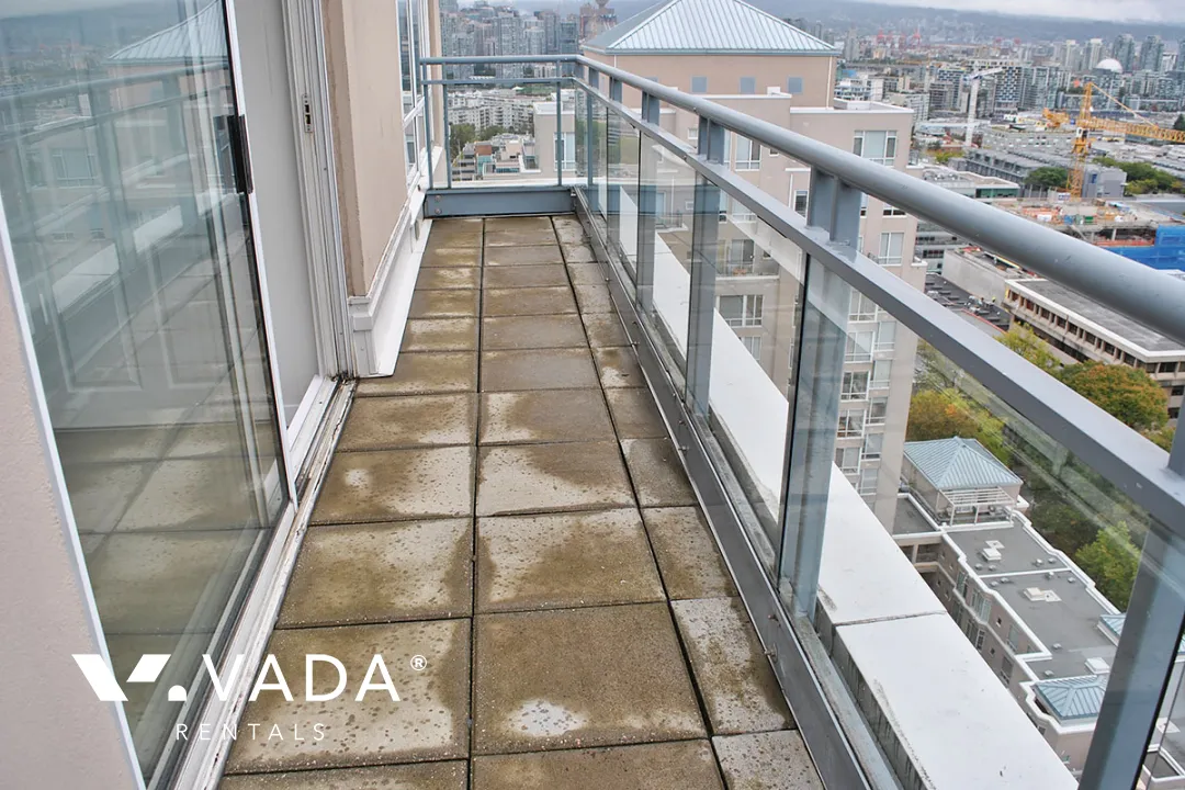 Cambridge Gardens in Fairview - 3 Bedroom Penthouse For Rent in Vancouver at 1902 - 2668 Ash Street, Vancouver, BC
