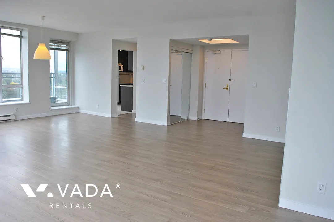 Cambridge Gardens in Fairview - 3 Bedroom Penthouse For Rent in Vancouver at 1902 - 2668 Ash Street, Vancouver, BC