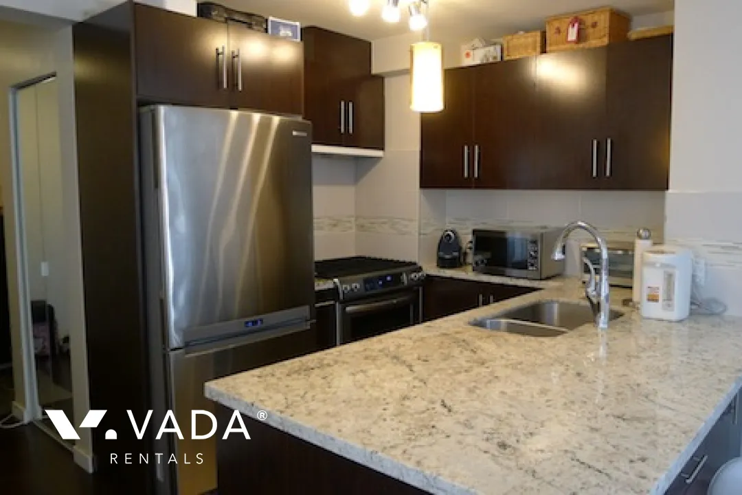 Classico in Coal Harbour - 2 Bedroom Apartment For Rent in Vancouver at 601 - 1328 West Pender Street, Vancouver, BC