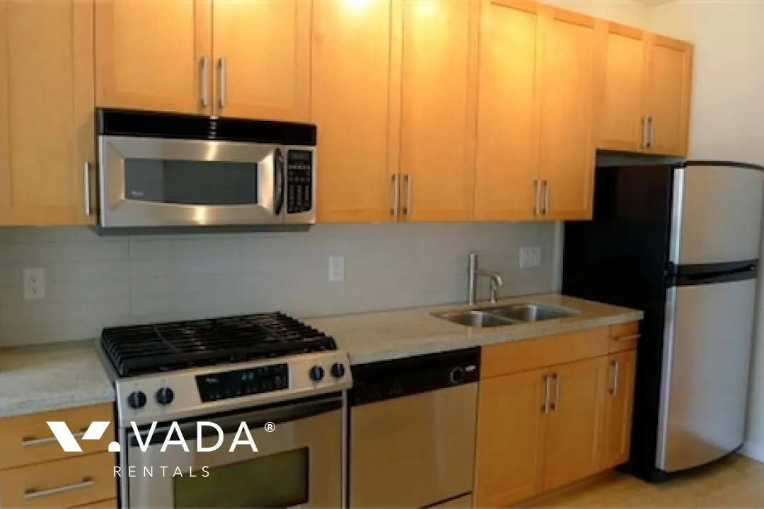 Montreux in Mount Pleasant West - 1 Bedroom Apartment For Rent in Vancouver at 603 - 2055 Yukon Street, Vancouver, BC