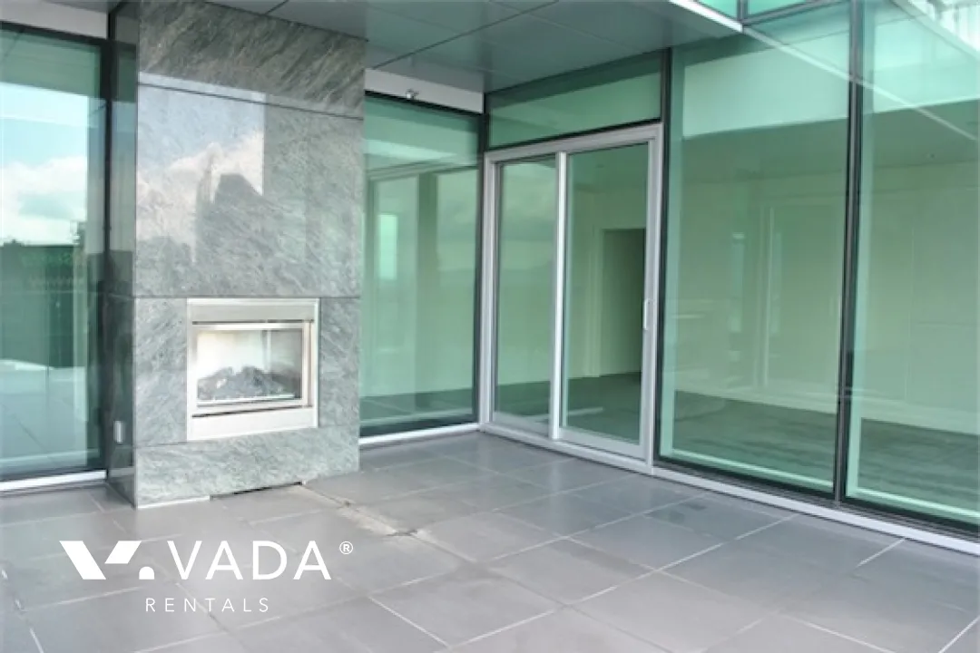 Three Harbour Green in Coal Harbour - 3 Bedroom Apartment For Rent in Vancouver at 3001 - 277 Thurlow Street, Vancouver, BC